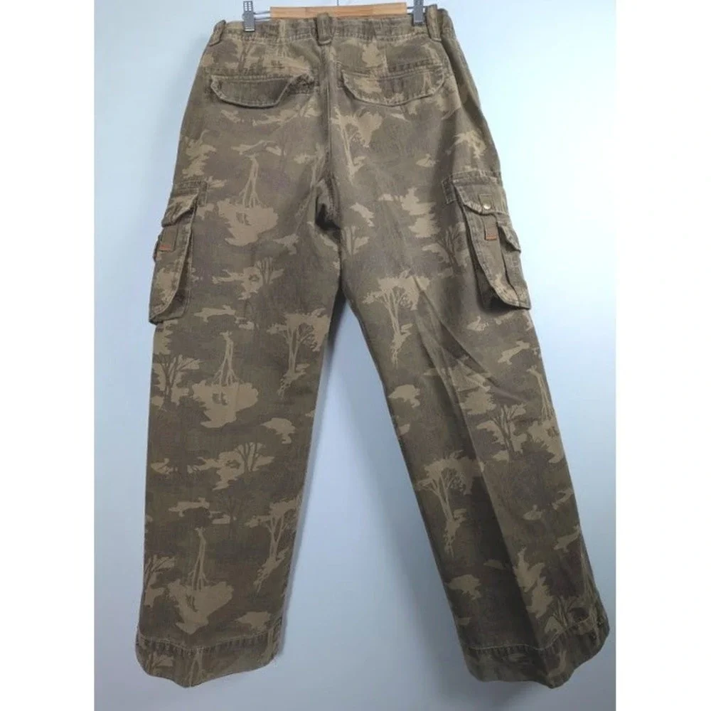 Eddie Bauer labeled 35x30